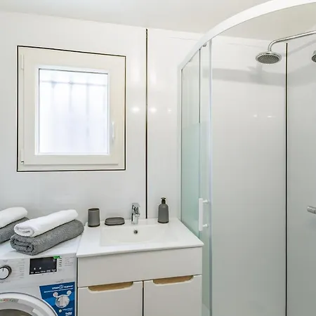 La Providence - De Tourisme Apartment *