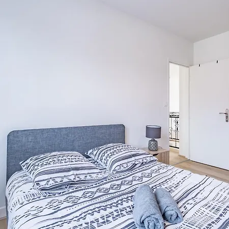 La Providence - De Tourisme Apartment *